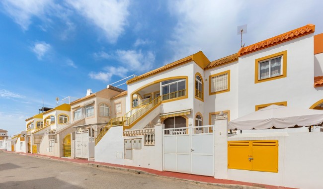 Resale - Apartment - Torrevieja - Torretas