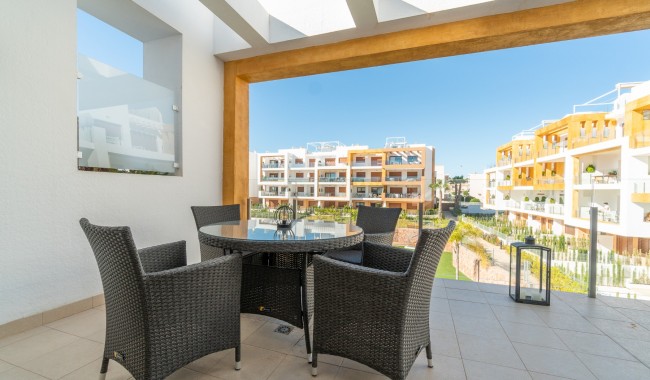 Sprzedaż - Apartament - Orihuela costa - Villamartín