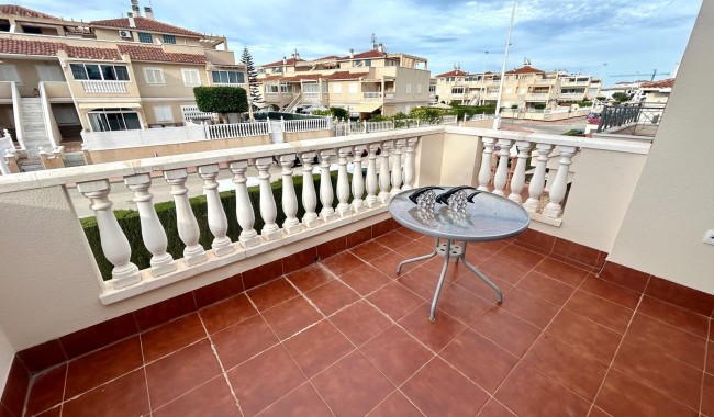 Resale - Apartment - Orihuela Costa - La Zenia