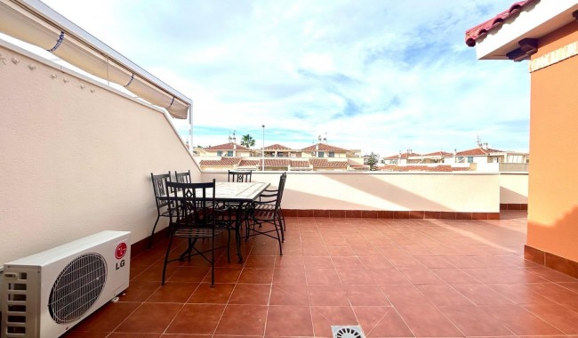 Resale - Apartment - Orihuela Costa - La Zenia