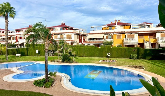 Resale - Apartment - Orihuela Costa - La Zenia