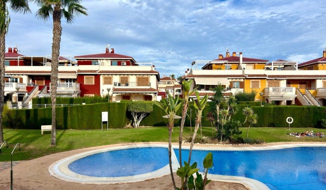 Resale - Apartment - Orihuela Costa - La Zenia