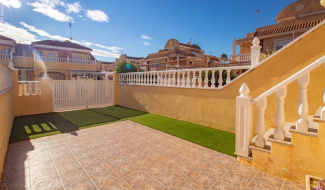 Resale - Townhouse - Orihuela Costa - La Zenia