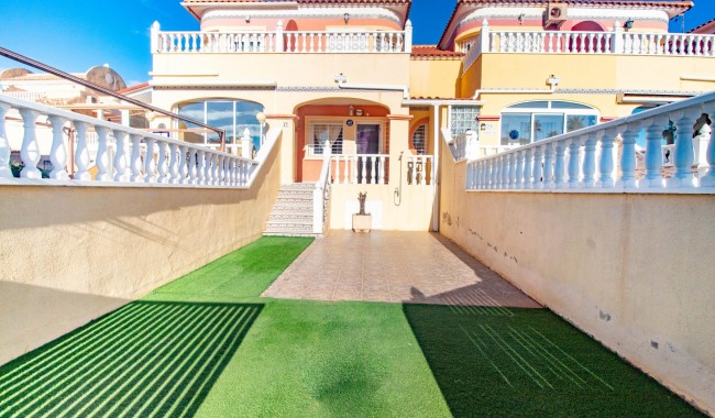 Resale - Townhouse - Orihuela Costa - La Zenia