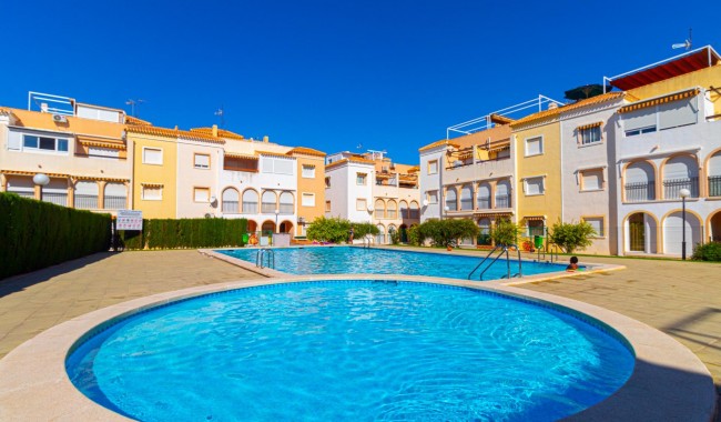 Apartment - Resale - Torrevieja - Playa de los Naufragos