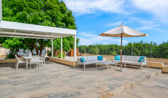 Sprzedaż - Willa - Rafal