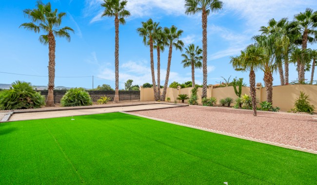 Sprzedaż - Willa - Rafal