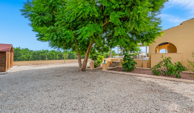 Sprzedaż - Willa - Rafal