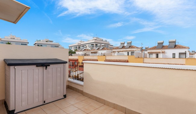 Resale - Apartment - Orihuela Costa - Los Dolses