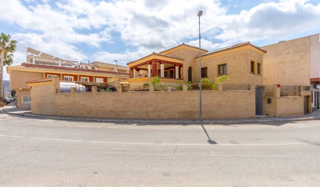 Begagnad - Villa - Orihuela - La Aparecida