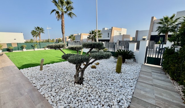 Resale - Villa - Algorfa - La Finca golf