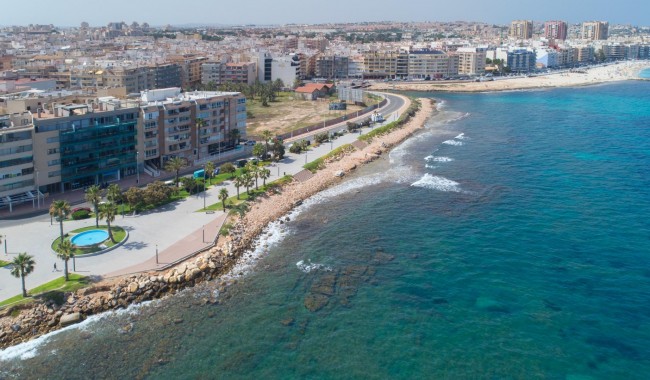 Resale - Apartment - Torrevieja - Playa de los locos