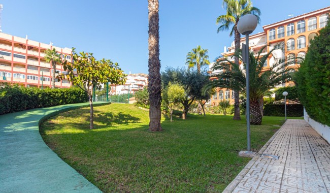 Resale - Apartment - Torrevieja - Torreblanca