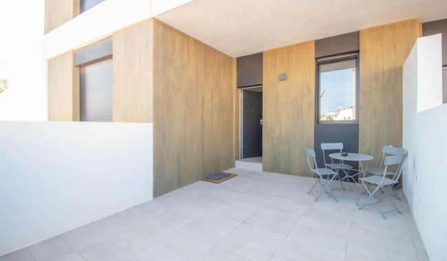 Resale - Townhouse - Pilar de La Horadada - PILAR DE LA HORADADA