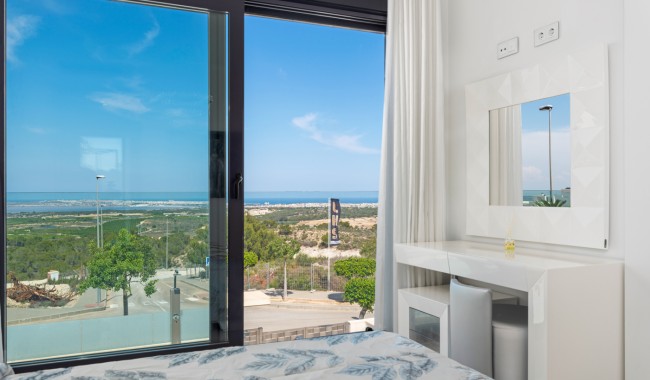 Resale - Villa - San Miguel de Salinas