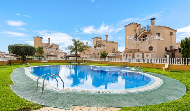 Sprzedaż - Apartament - Orihuela costa - Lomas de Cabo Roig