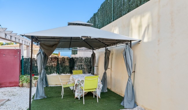 Resale - Villa - La Nucia