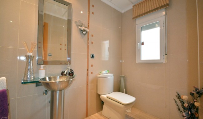 Begagnad - Finca - Almoradi