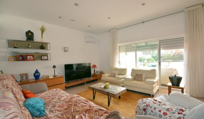 Begagnad - Finca - Almoradi