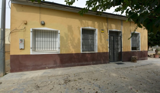 Begagnad - Finca - Almoradi