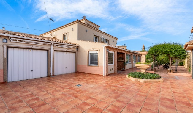 Villa - Brukt - Torrevieja - Torrevieja