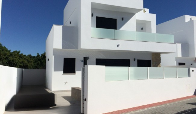 Villa - Resale - Los Montesinos - La Herrada