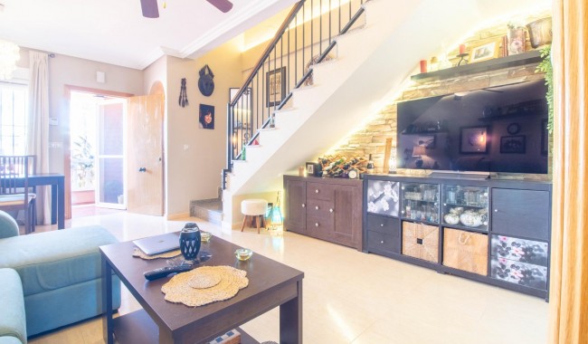 Resale - Apartment - Torrevieja - La Siesta - El Salado - Torreta