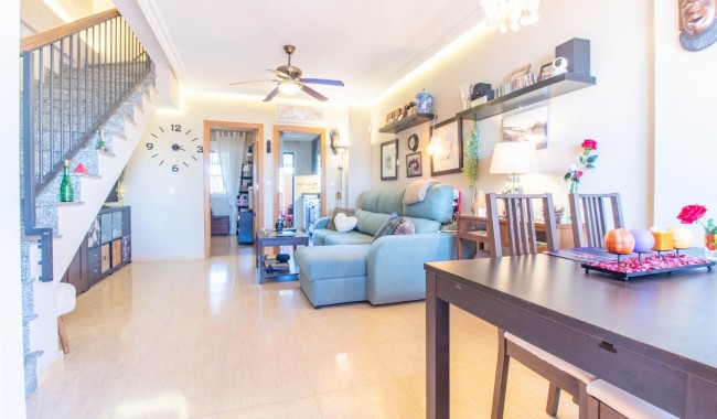 Resale - Apartment - Torrevieja - La Siesta - El Salado - Torreta