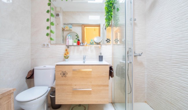 Resale - Apartment - Torrevieja - La Siesta - El Salado - Torreta