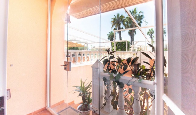 Resale - Apartment - Torrevieja - La Siesta - El Salado - Torreta