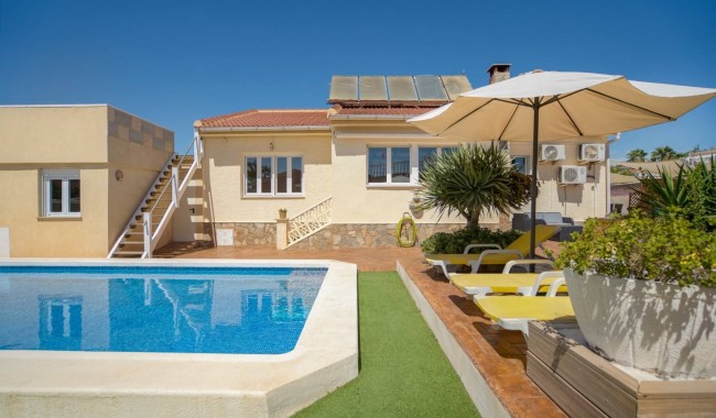 Villa - Resale - Ciudad Quesada/Rojales - Central Quesada