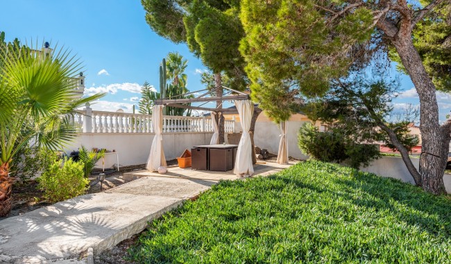 Begagnad - Villa - Ciudad Quesada/Rojales - Central Quesada