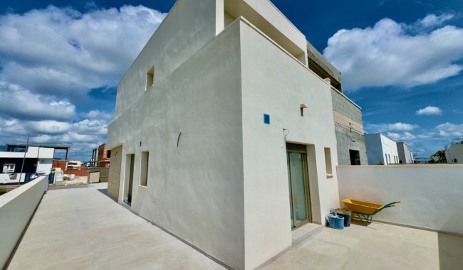 Nybyggnation - Villa - Daya Nueva