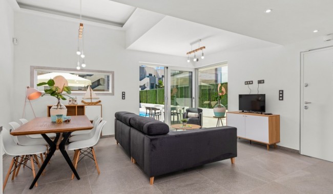 Begagnad - Villa - Guardamar - El Raso