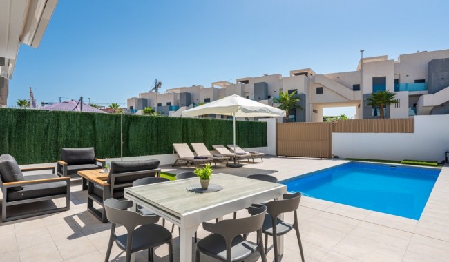 Begagnad - Villa - Guardamar - El Raso