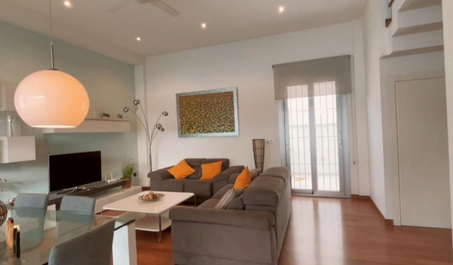 Begagnad - Villa - Orihuela Costa - Mil Palmeras