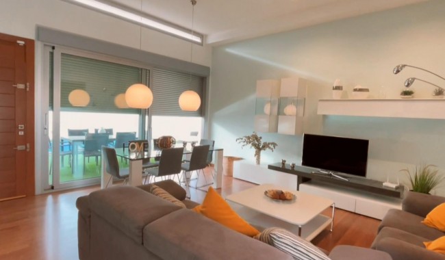 Begagnad - Villa - Orihuela Costa - Mil Palmeras