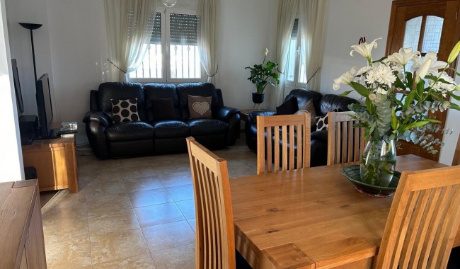 Begagnad - Villa - Daya Nueva