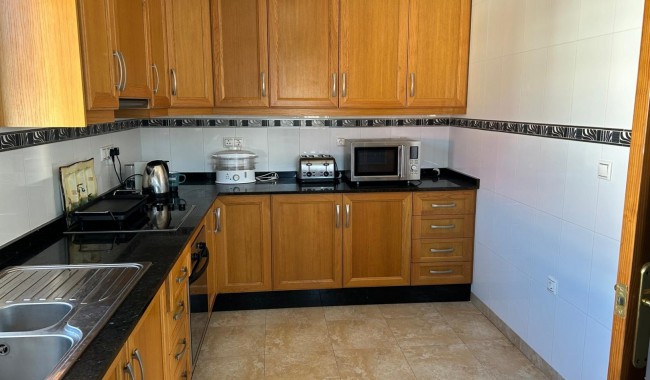 Begagnad - Villa - Daya Nueva