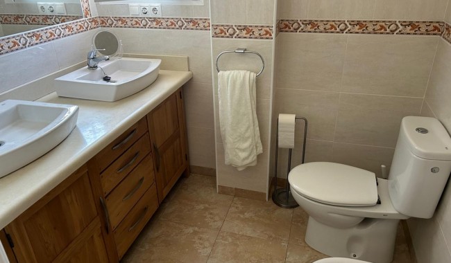 Begagnad - Villa - Daya Nueva