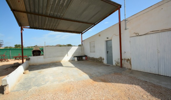 Begagnad - Villa - Guardamar - CAMPO