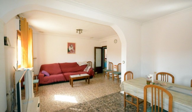 Begagnad - Villa - Guardamar - CAMPO