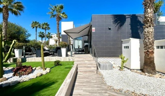 Begagnad - Vertikalt delad - Orihuela Costa - Villamartín-Las Filipinas