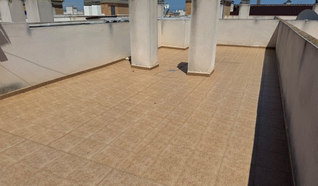 Sprzedaż - Apartament - Formentera del Segura