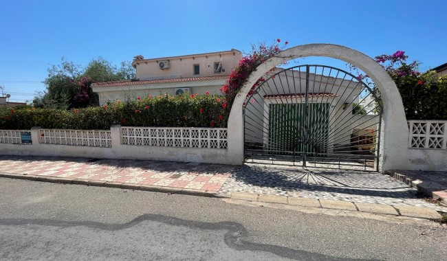 Villa - Begagnad - Ciudad Quesada/Rojales - Central Quesada