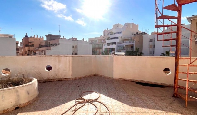 Sprzedaż - Lokal biznesowy - Torrevieja - Playa del Cura