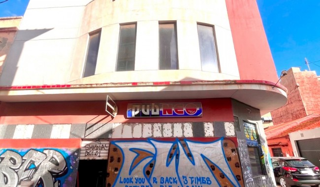 Sprzedaż - Lokal biznesowy - Torrevieja - Playa del Cura