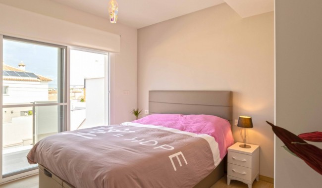 Sprzedaż - Apartament - Orihuela costa - Villamartín