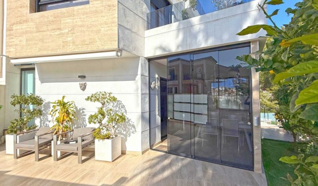 Sprzedaż - Willa - Orihuela costa - Villamartín