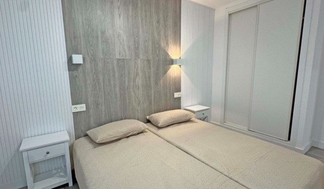 Sprzedaż - Apartament - Torrevieja